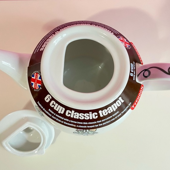 Typhoon Whimsical Dessert 6-Cup High Tea Porcelain Teapot ~ NEW - Picture 9 of 10